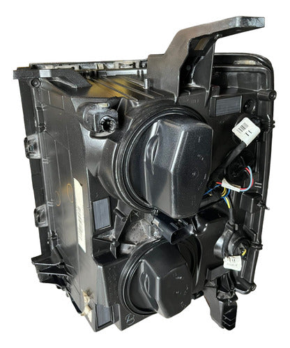 Faro Chev Pu 14-15 Rh Filo Negro Derecho