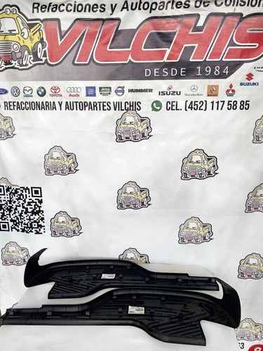Hule Defensa Tras Chev Suburban / Tahoe / Yukon 99 - 06 Izq